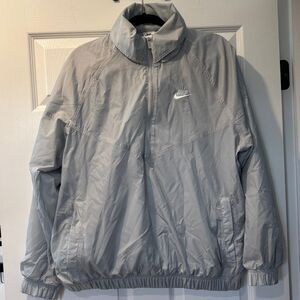Nike Mens Grey Rain Jacket Size Medium Hidden Hood Lightweight Windbreaker NWT